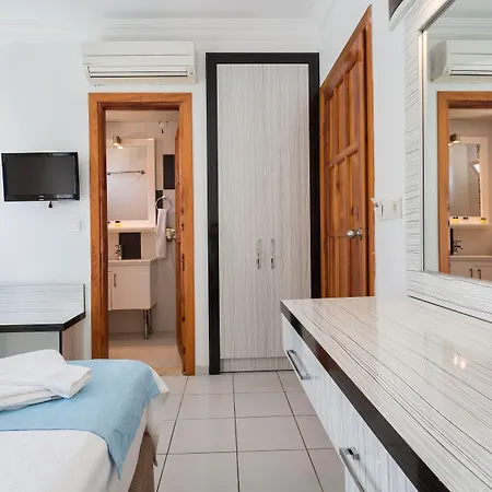 Koza Hotel 2*